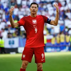 Ile zarabia Lewandowski dziennie? Pensja, reklamy i biznesy