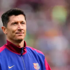 Ile Robert Lewandowski zarabia tygodniowo w 2026? Pensja brutto