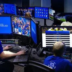 Operatorzy monitorują PKO Bank Polski Ekstraklasę, śledząc ile kolejek do końca sezonu.
