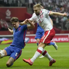 Tymoteusz Puchacz zarobki: Ile zarabia piłkarz? Analiza