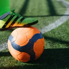Jak zostać trenerem piłki nożnej w Polsce? Przewodnik krok po kroku