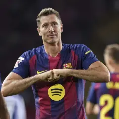 Zarobki Lewandowskiego miesięcznie: Ile naprawdę zarabia kapitan?