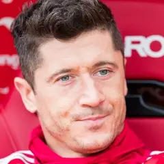 Ile Lewandowski zarabia na minutę? Szokujące przeliczenia!