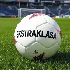 Dzisiejsze mecze Ekstraklasy: Kto gra, o której i gdzie oglądać?