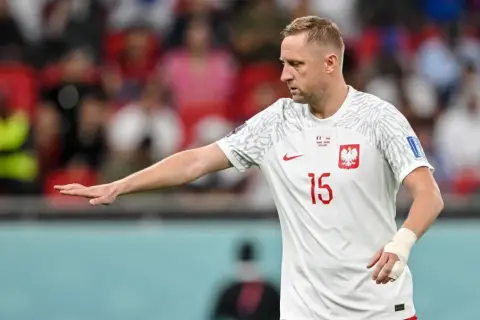 Kamil Glik zarobki: Ile zarabia w Cracovii i kiedyś?