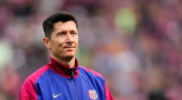 Ile Robert Lewandowski zarabia tygodniowo w 2026? Pensja brutto